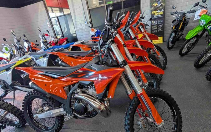 2027 KTM 300 SX - 338275