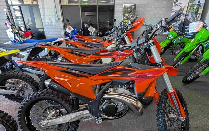 2027 KTM 300 SX - 338275