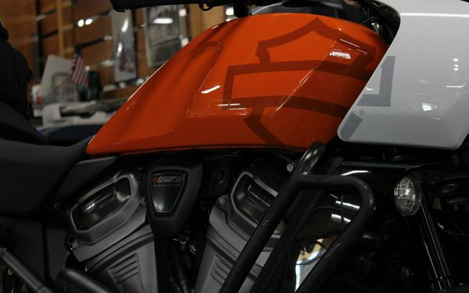 2021 Harley-Davidson® Pan America™ 1250 Special