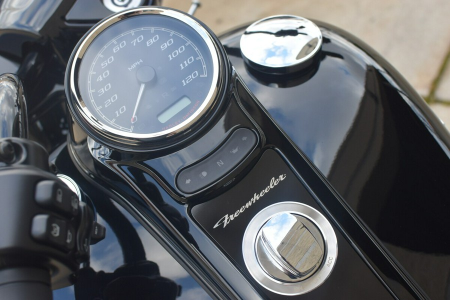 2024 Harley-Davidson Freewheeler