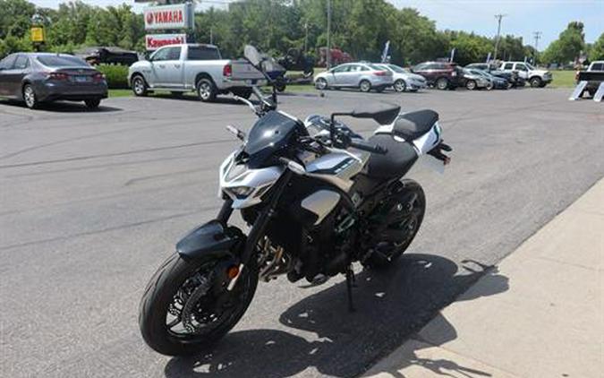 2025 Kawasaki Z900 ABS