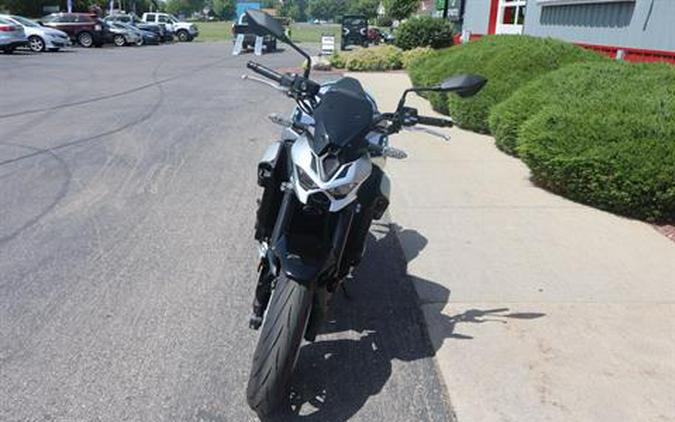 2025 Kawasaki Z900 ABS