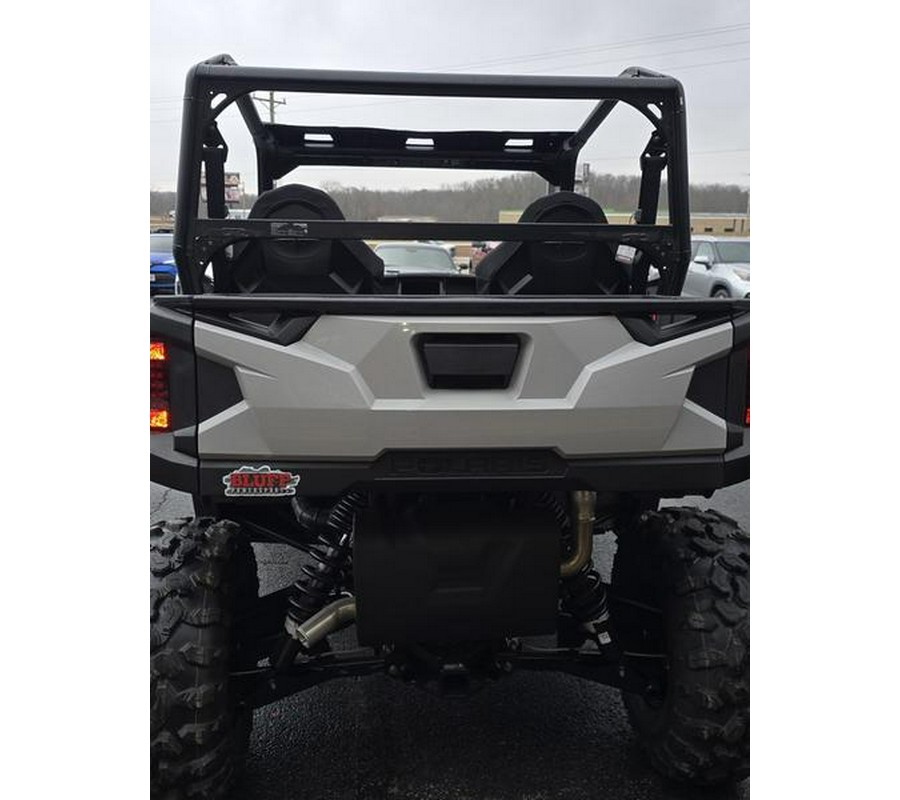 2026 Polaris® General 1000 Sport
