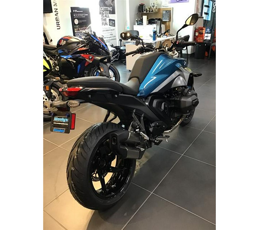 2026 BMW R 1300 R