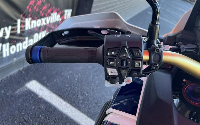 2025 Honda® Africa Twin Adventure Sports ES DCT