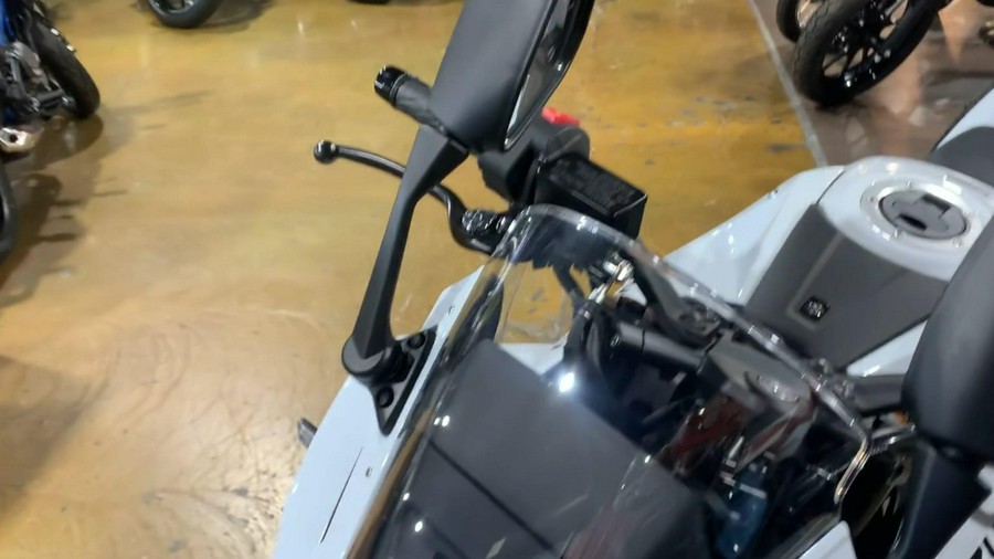 2026 Suzuki GSX-8R