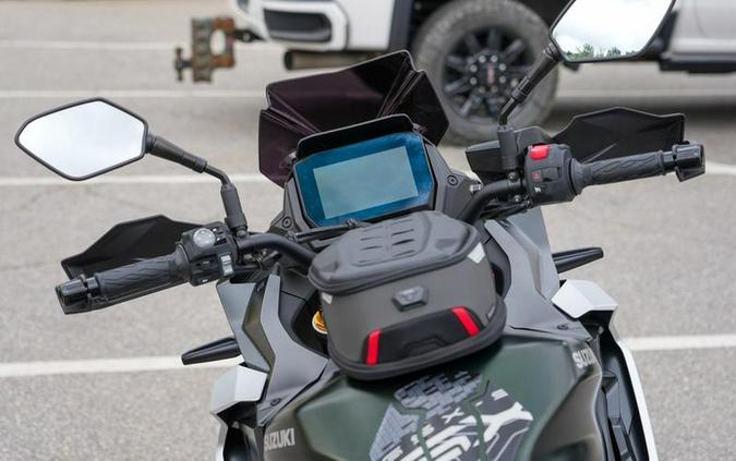 2024 Suzuki GSX-S1000GX Plus