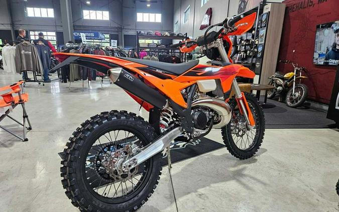 2027 KTM XC 300 W