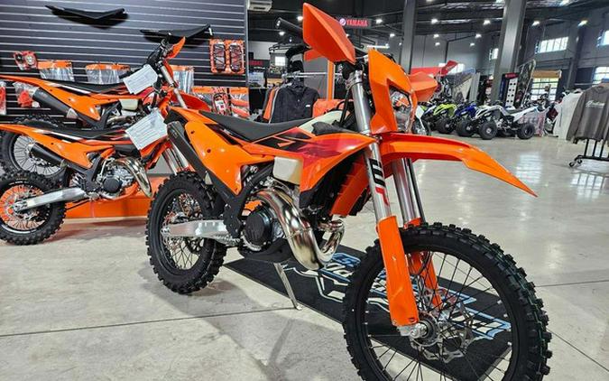 2027 KTM XC 300 W