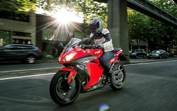 2016 Kawasaki Ninja 300 ABS