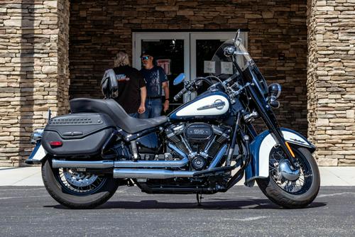 2018 Harley-Davidson Softail Heritage Classic 114 Review — From...