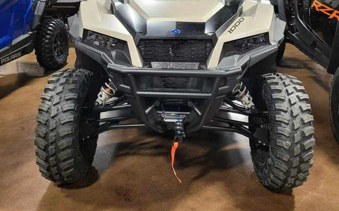 2024 Polaris® General XP 4 1000 Ultimate