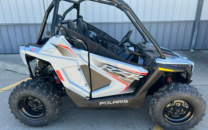 2024 Polaris RZR 200 EFI