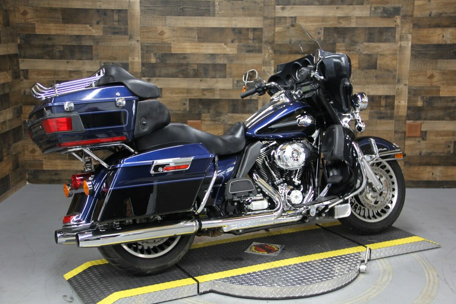 2013 Electra Glide Ultra Classic Big Blue Pearl/Vivid Black