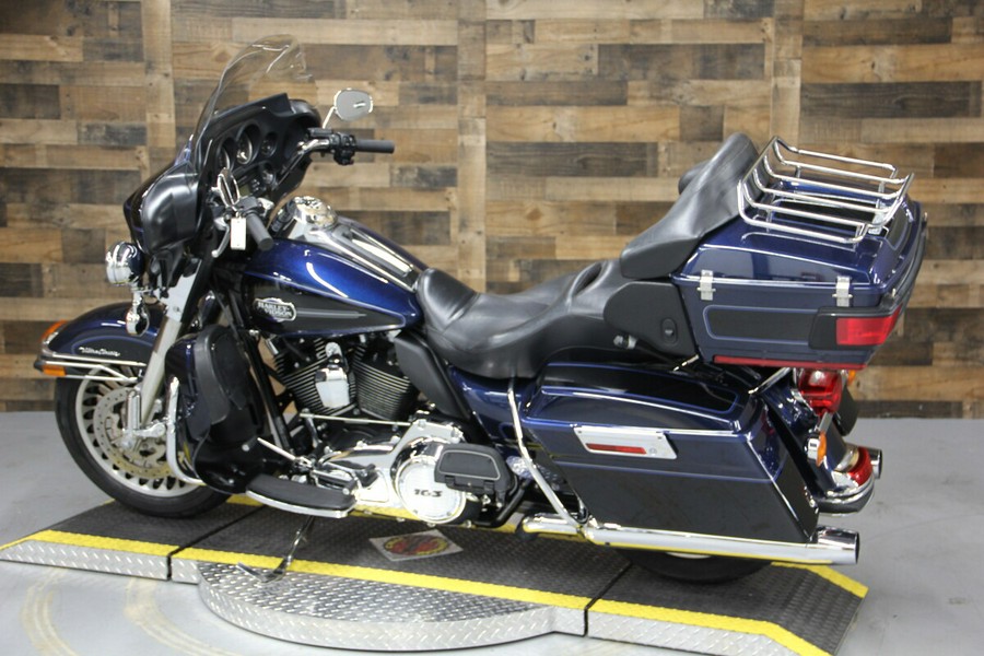 2013 Electra Glide Ultra Classic Big Blue Pearl/Vivid Black