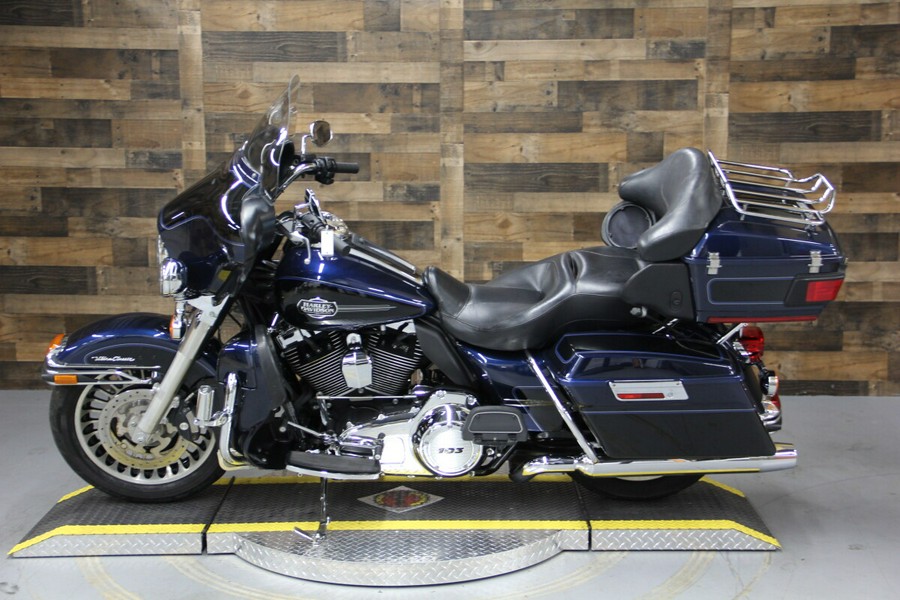 2013 Electra Glide Ultra Classic Big Blue Pearl/Vivid Black