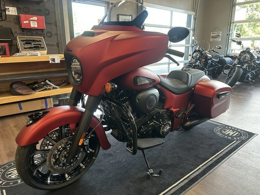 2025 Indian Chieftain Dark Horse Sunset Red Smoke