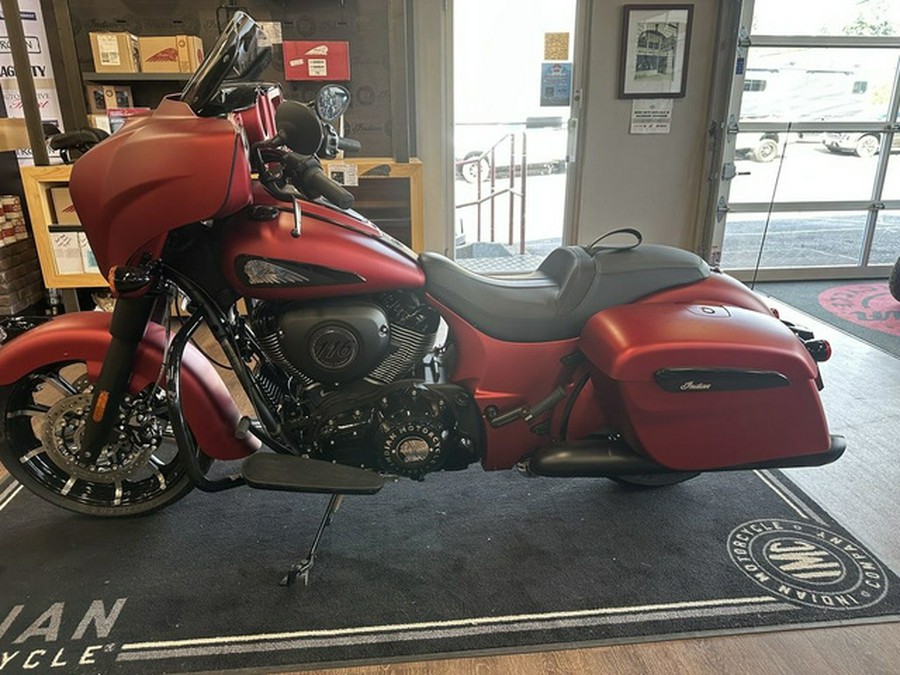 2025 Indian Chieftain Dark Horse Sunset Red Smoke