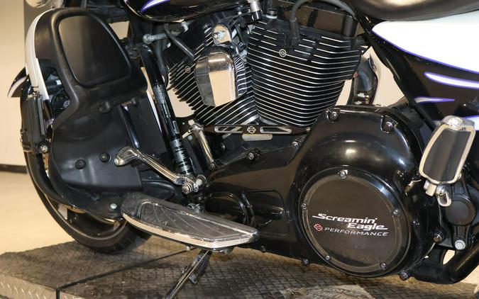 2016 Harley-Davidson CVO Street Glide FLHXSE