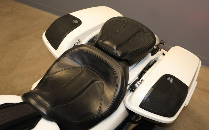 2016 Harley-Davidson CVO Street Glide FLHXSE