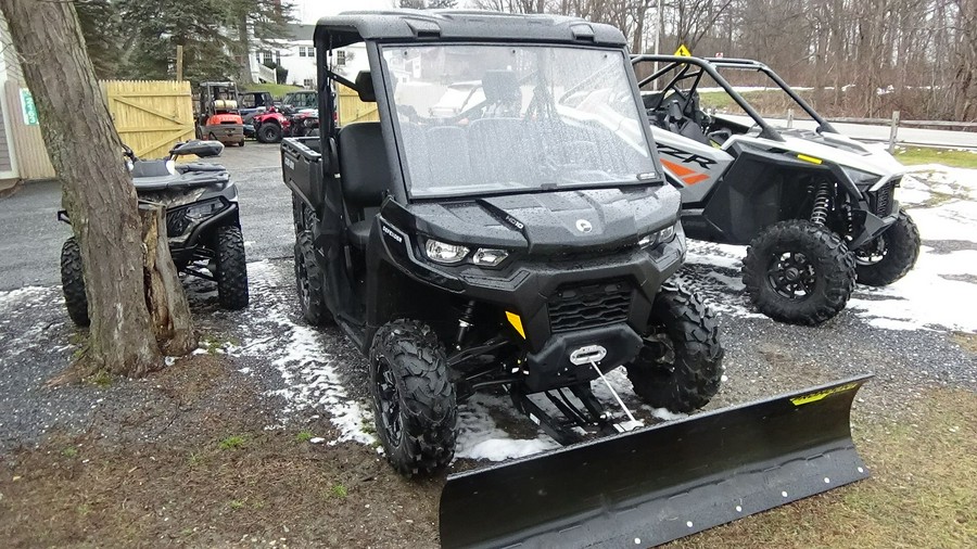 2023 Can-Am Defender DPS HD10