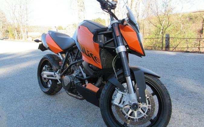 2008 KTM SUPER DUKE 990 WITH NEW TIRES