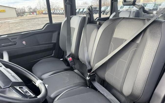 2026 Can-Am Defender MAX XT CAB HD11