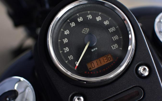 2016 Harley-Davidson Street Bob Vivid Black