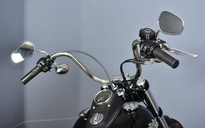 2016 Harley-Davidson Street Bob Vivid Black