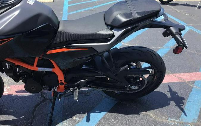 2026 KTM 390 DUKE