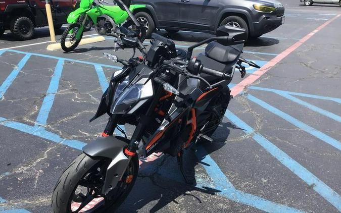 2026 KTM 390 DUKE
