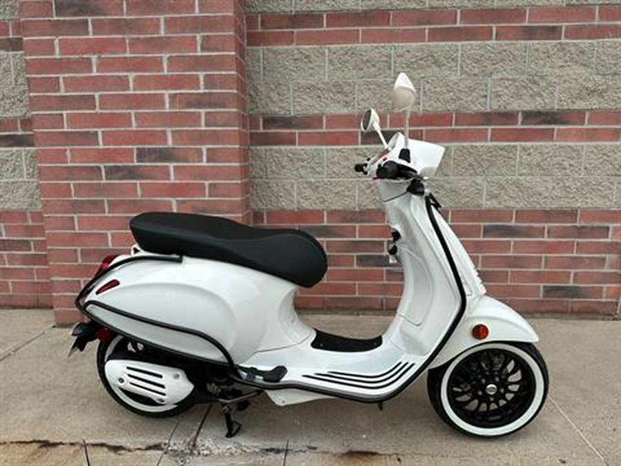 2022 Vespa Sprint 50