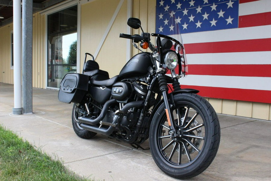 2014 Harley-Davidson® XL883N - Sportster® Iron 883™