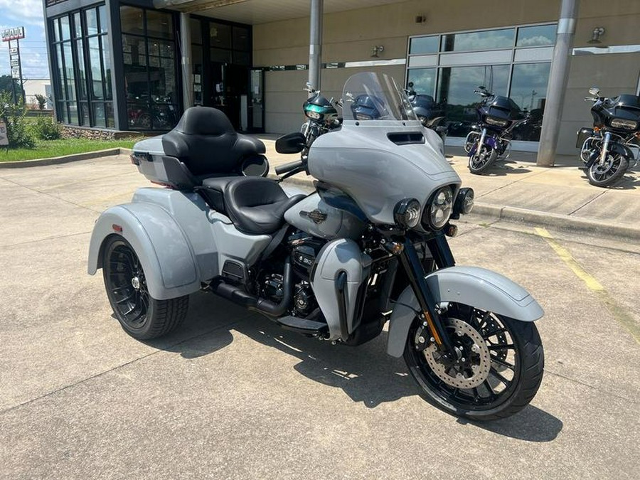 2025 Harley-Davidson® FLHTCUTG - Tri Glide® Ultra