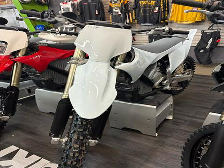 2025 Stark Varg MX 1.2 80 hp