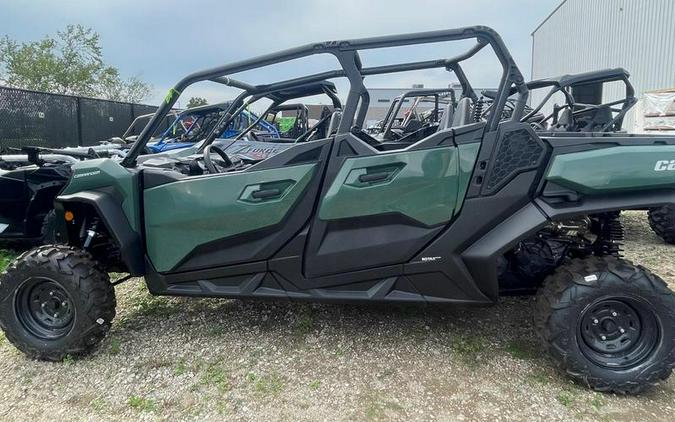 2023 Can-Am® Commander MAX DPS