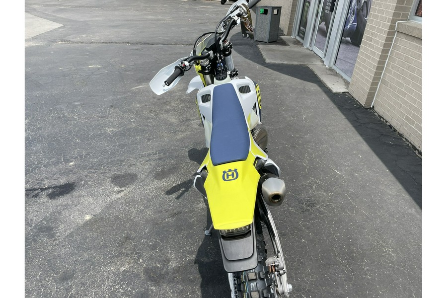 2023 Husqvarna Motorcycles TE 300 - White / Blue / Yellow