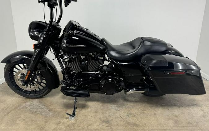 2018 Harley-Davidson® FLHRXS - Road King® Special