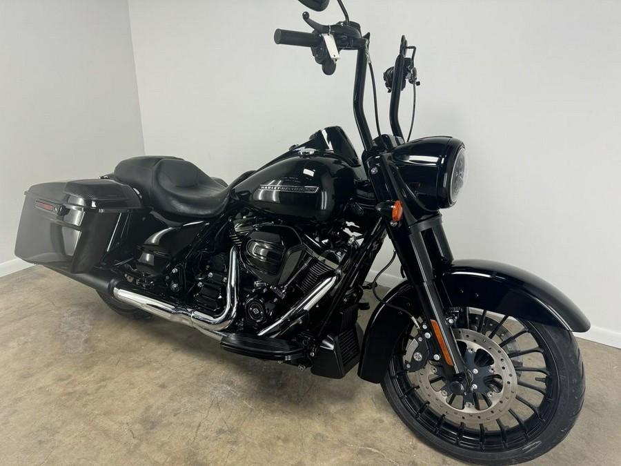 2018 Harley-Davidson® FLHRXS - Road King® Special