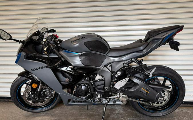 2025 Kawasaki Ninja ZX-6R