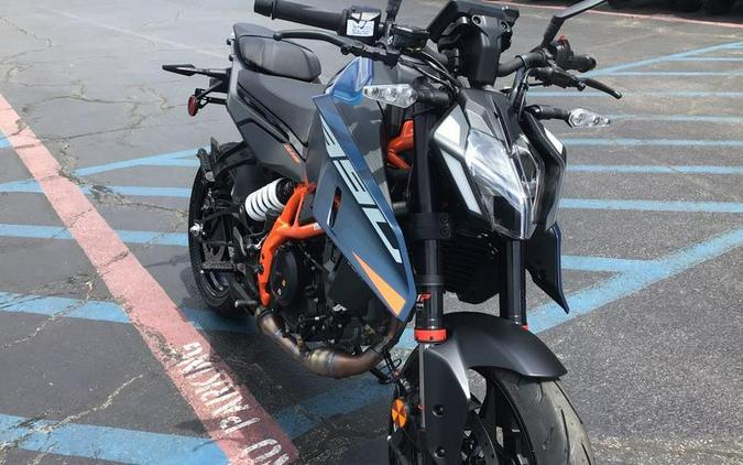 2026 KTM 390 DUKE