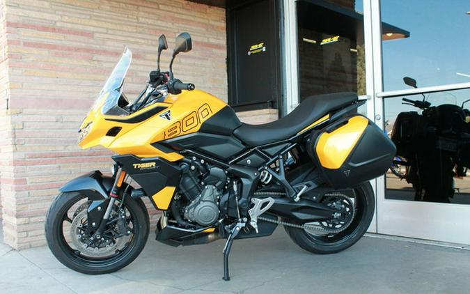 2026 Triumph Tiger Sport 800 Cosmic YellowSapphire Black