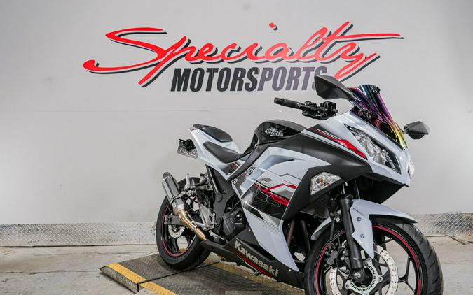 2014 Kawasaki Ninja® 300 ABS SE