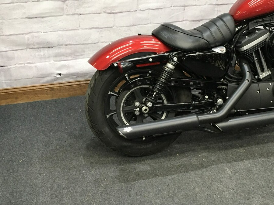 2018 Harley-Davidson Iron 883 Wicked Red XL883N