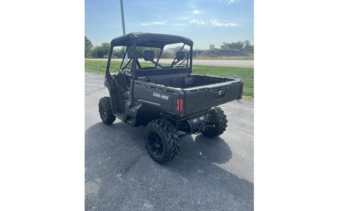 2025 Can-Am SSV DEF DPS 64 HD10 RD 25 DPS HD10