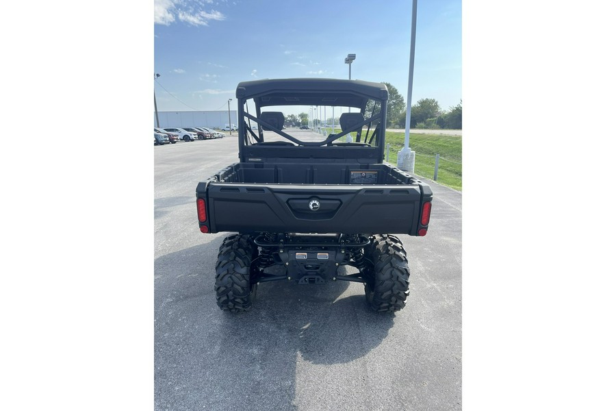 2025 Can-Am SSV DEF DPS 64 HD10 RD 25 DPS HD10