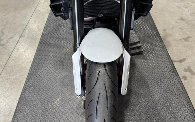 2023 Indian Motorcycle® FTR Sport White Lightning/Indy Red