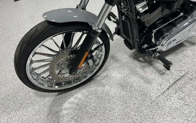 2024 Harley-Davidson Softail FXBR - Breakout