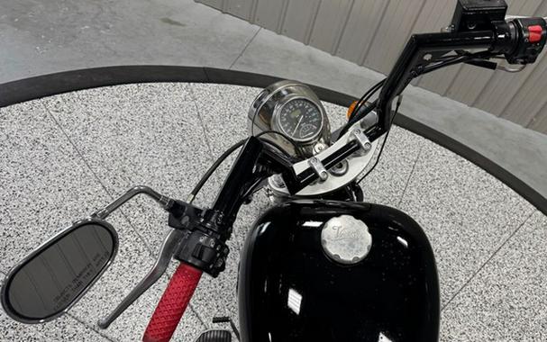 2002 Victory Motorcycles KING PIN