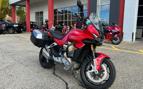 2023 Moto Guzzi V100 Mandello